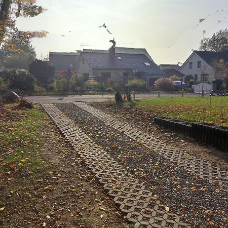 Moderne Ferienwohnung Fuer Familien Im Dachgeschoss Bosau Exteriér fotografie